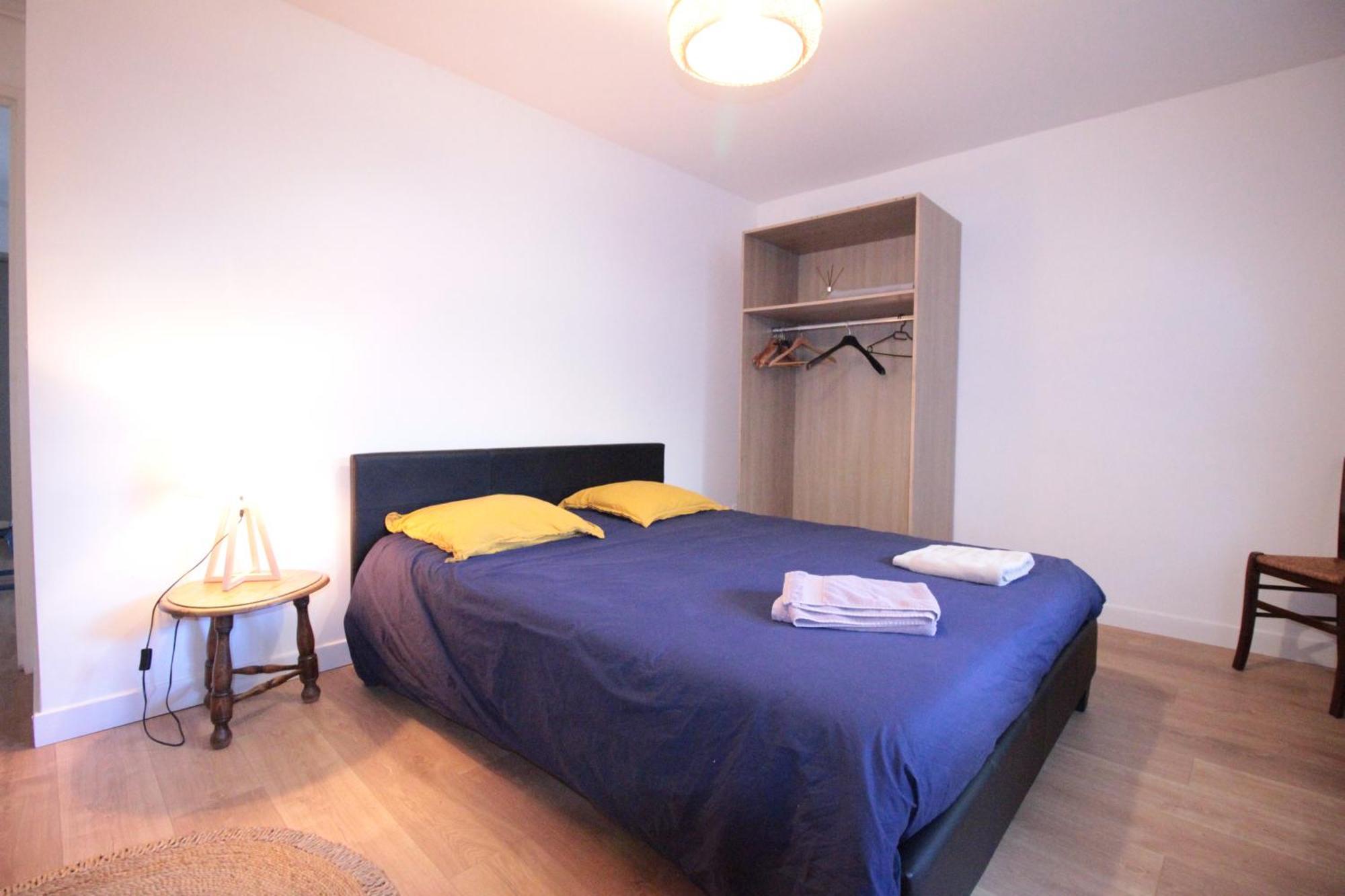 Logement Neuf "Meuse" - Hyper Centre - Parking Proche - Proche Gare - 4 Chambres - Terrasse Couverte - Wifi ! Gere Par Prestazen'Services Verdun-sur-Meuse Exteriör bild